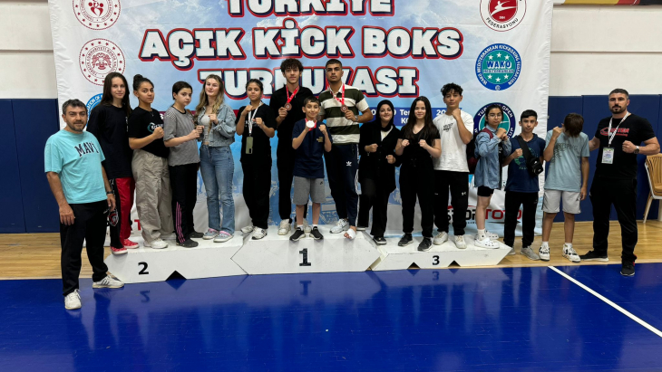 Pazaryeri Kick Boks Takımı Bilecik’in Gururu